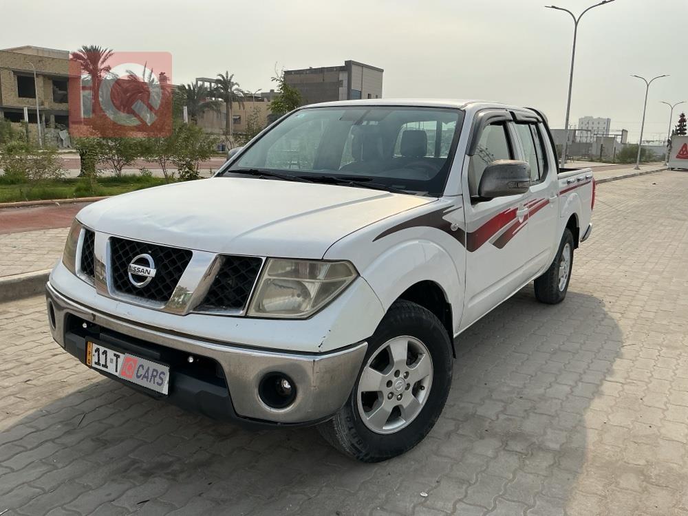 نيسان نافارا